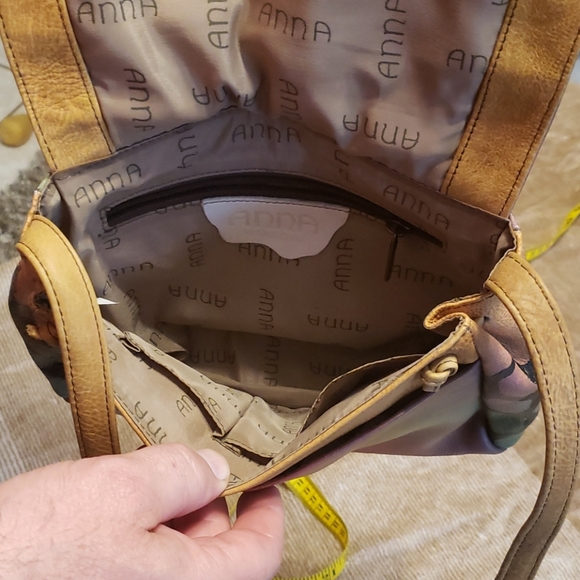 Anna Purse - Picture 3 of 3